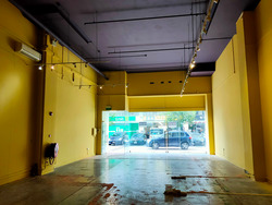 Midview City (D20), Retail #250685551